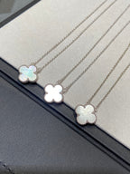 [Demi jewelry]CLOVER MEDIUM SILVER WHITE MOP NECKLACE