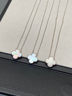 [Demi jewelry]CLOVER MEDIUM SILVER WHITE MOP NECKLACE