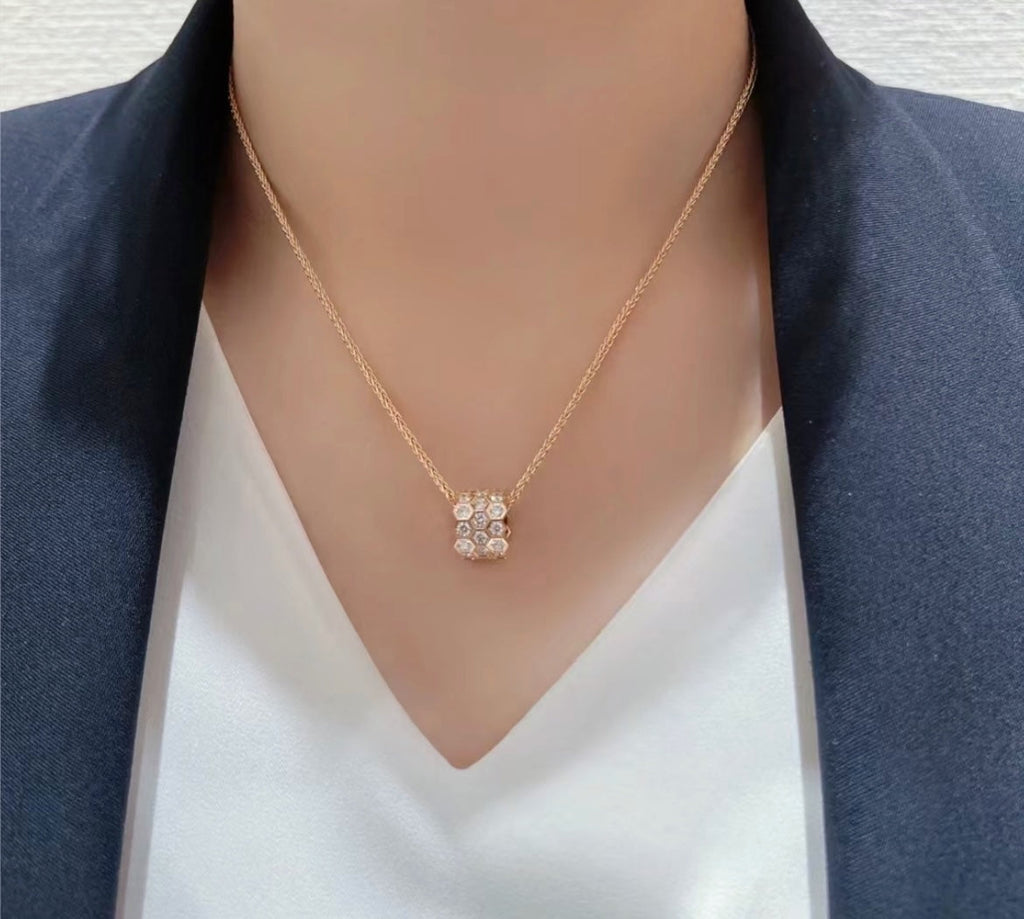 [Demi jewelry]BEE LOVE DIAMOND PAVED 3 ROW NECKLACE