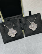 [Demi jewelry]CLOVER 25MM LARGE PENDANT DIAMOND PAVED SILVER NECKLACE