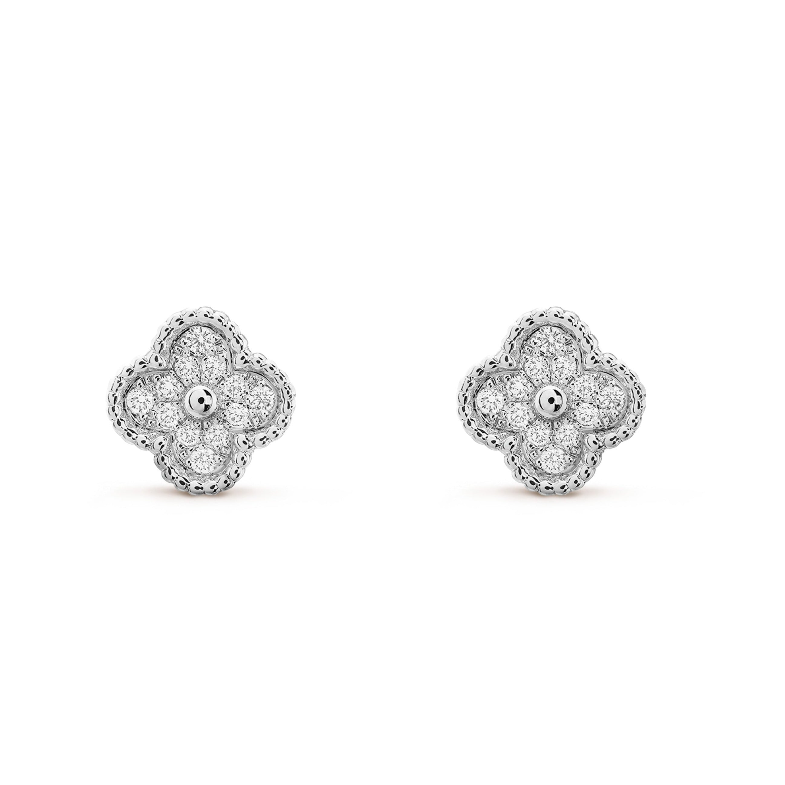 [Demi jewelry]CLOVER MINI DIAMOND STUD EARRINGS