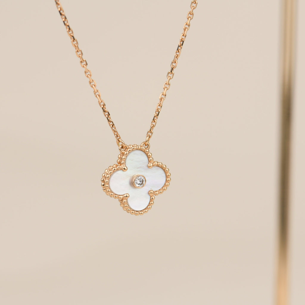 [Demi jewelry]CLOVER 15MM DIAMOND WHITE FRITILLARIA NECKLACE