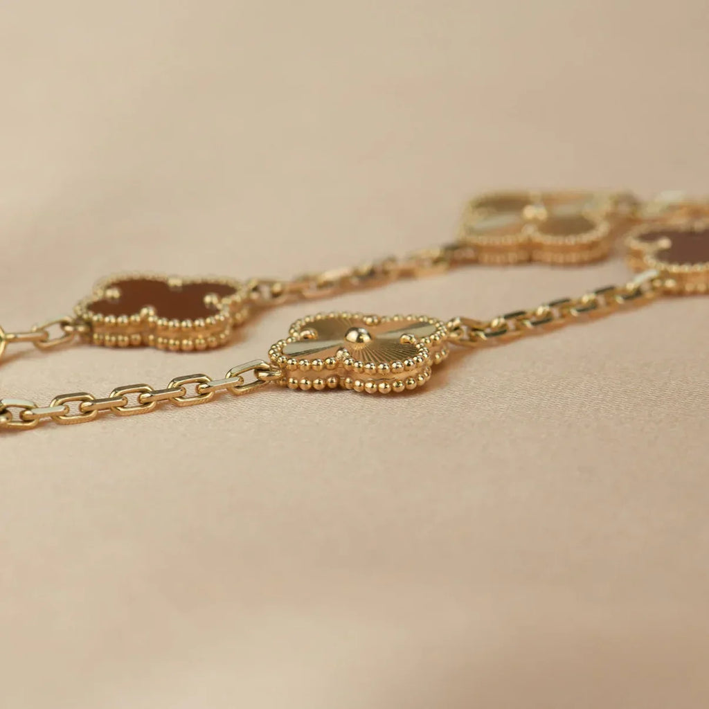 [Demi jewelry] CLOVER 5 MOTIF RED CORNELIAN BRACELET COLLECTION-new