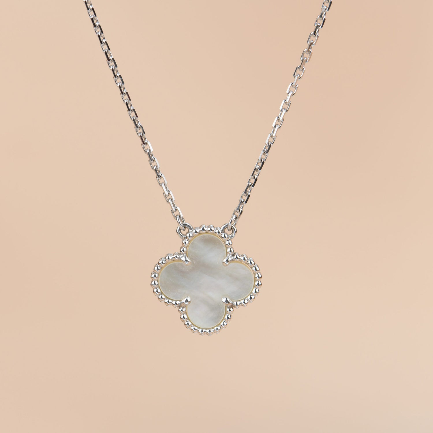 [Demi jewelry]CLOVER  15MM WHITE MOTHER-OF-PEARL SILVER