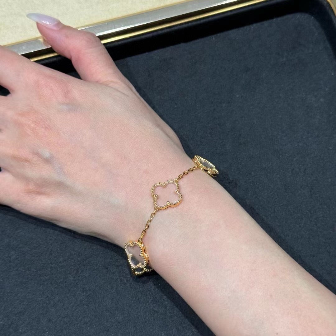 [Mystic]CLOVER 5 MOTIF ROCK CRYSTAL BRACELET