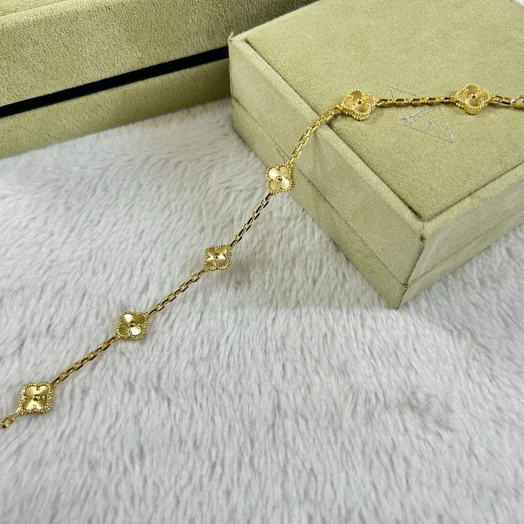 [Demi jewelry]CLOVER 6 MOTIF DIAMOND BRACELET