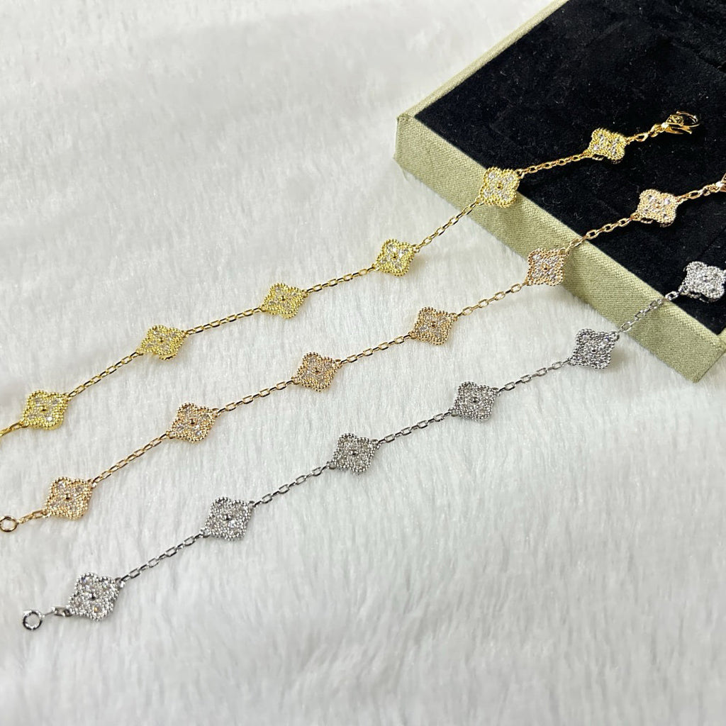 [Demi jewelry]CLOVER 6 MOTIF DIAMOND BRACELET-new