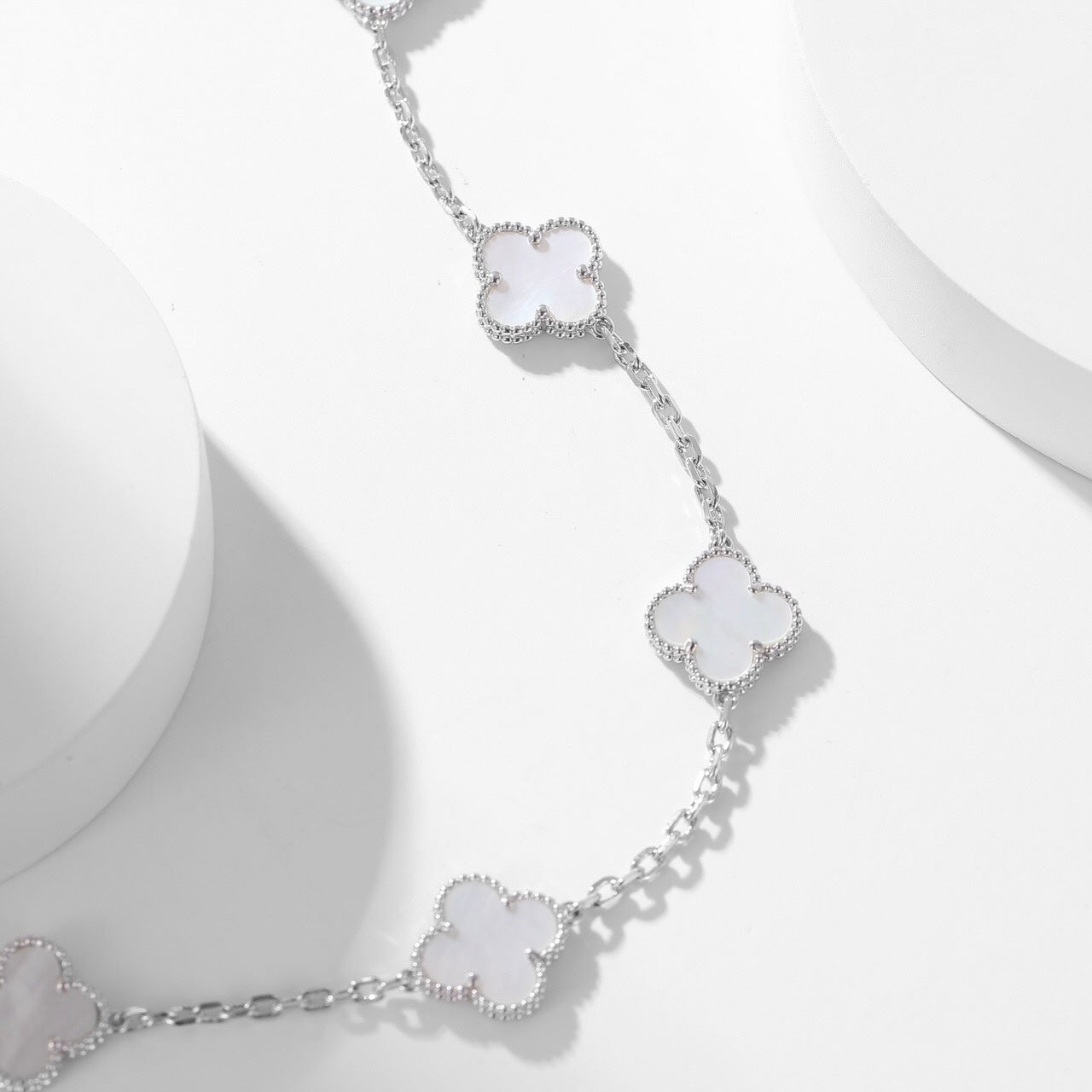 [Demi jewelry]CLOVER 10 MOTIFS WHITE MOTHER OF PEARL NECKLACE