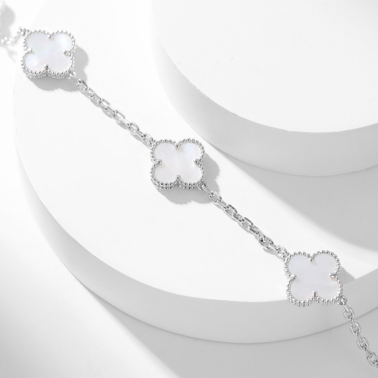 [Demi jewelry]CLOVER 10 MOTIFS WHITE MOTHER OF PEARL NECKLACE
