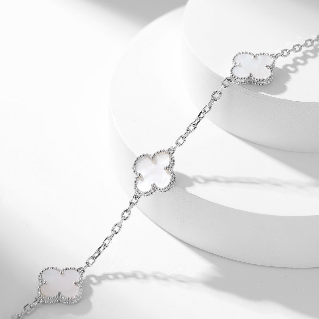 [Demi jewelry]CLOVER 10 MOTIFS WHITE MOTHER OF PEARL NECKLACE