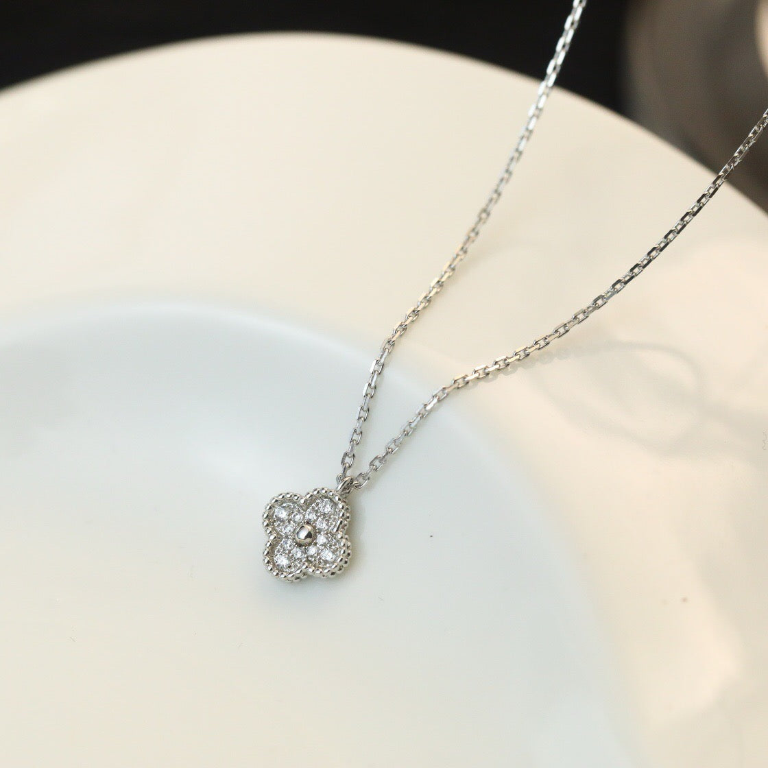 [Demi jewelry]CLOVER MINI 9.5MM PENDANT DIAMOND NECKLACE