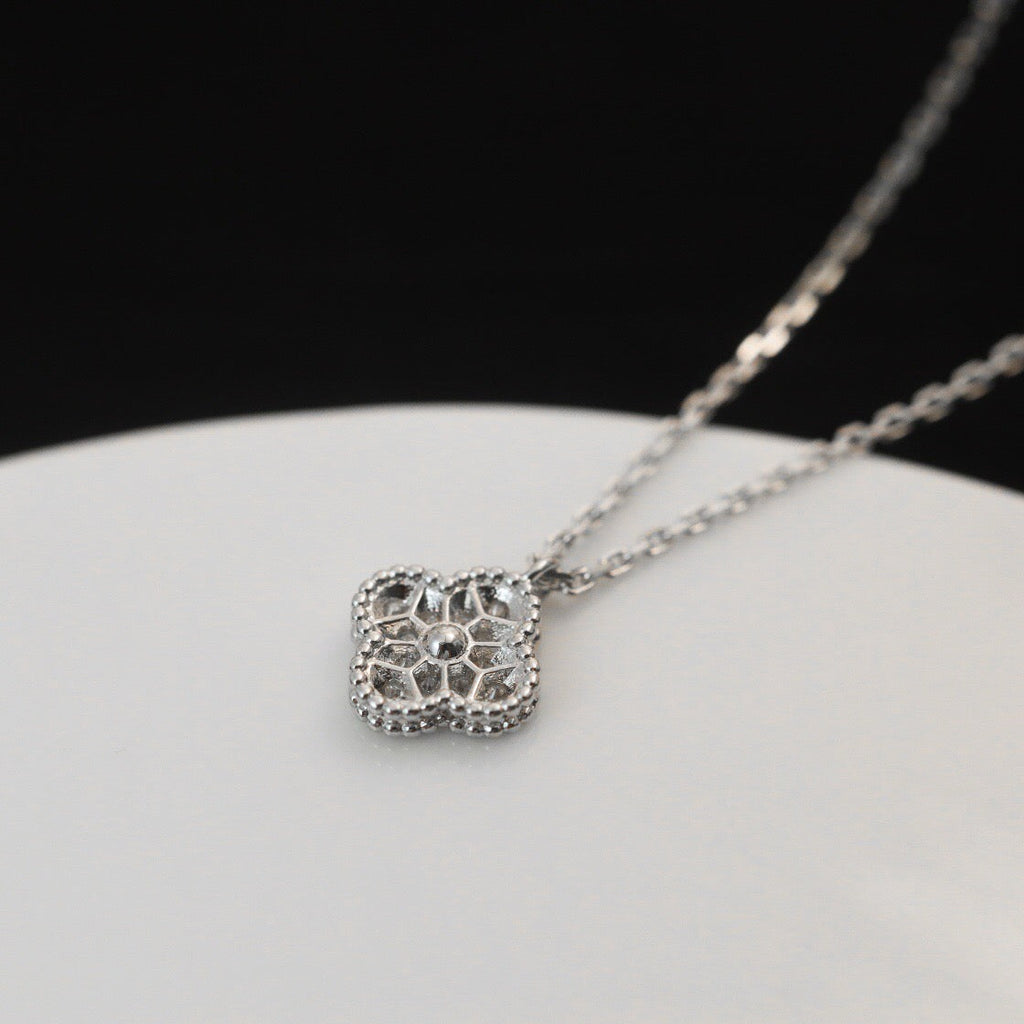 [Demi jewelry]CLOVER MINI 9.5MM PENDANT DIAMOND NECKLACE