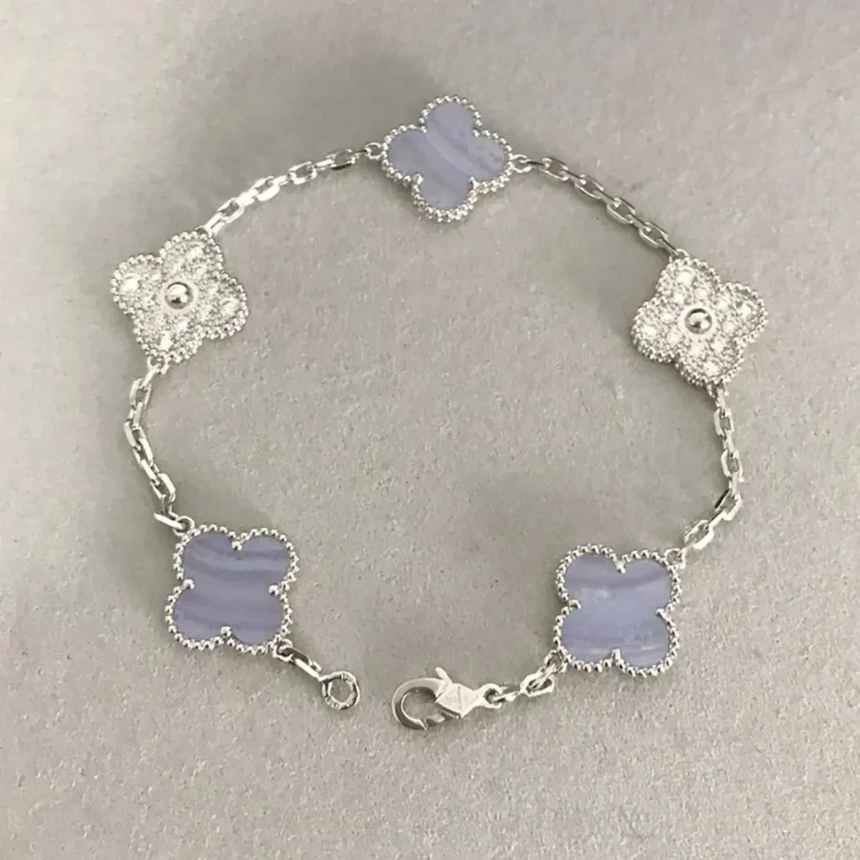 [Demi jewelry] CLOVER 5 MOTIF PURPLE CHALCEDONY BRACELET COLLECTION