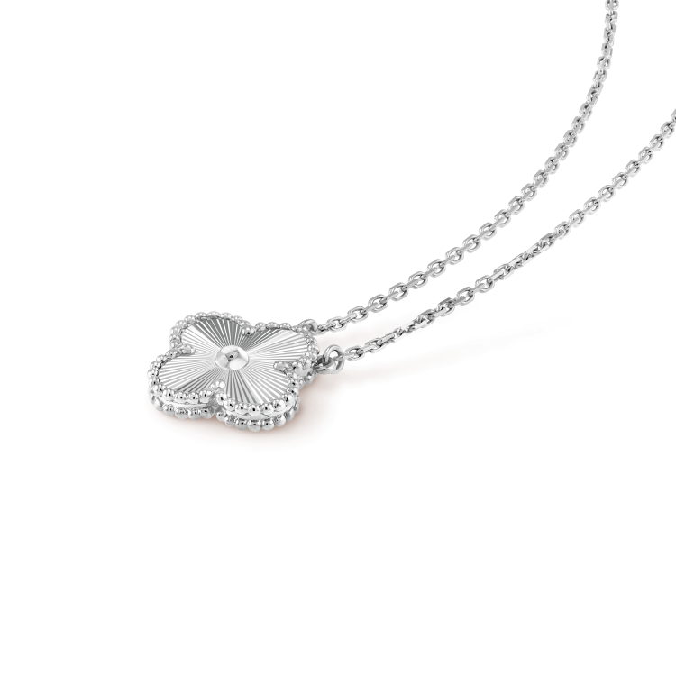 [Demi jewelry]CLOVER 15MM LASER NECKLACE SILVER