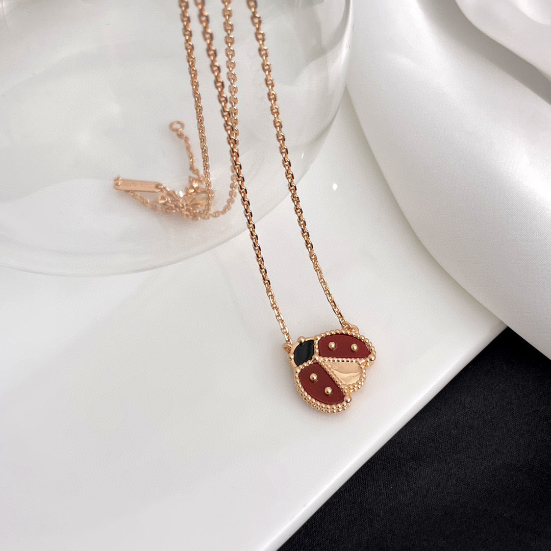 [Demi jewelry]LUCKY  CARNELIANS LADYBUG NECKLACE