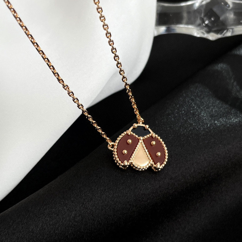 [Demi jewelry]LUCKY  CARNELIANS LADYBUG NECKLACE