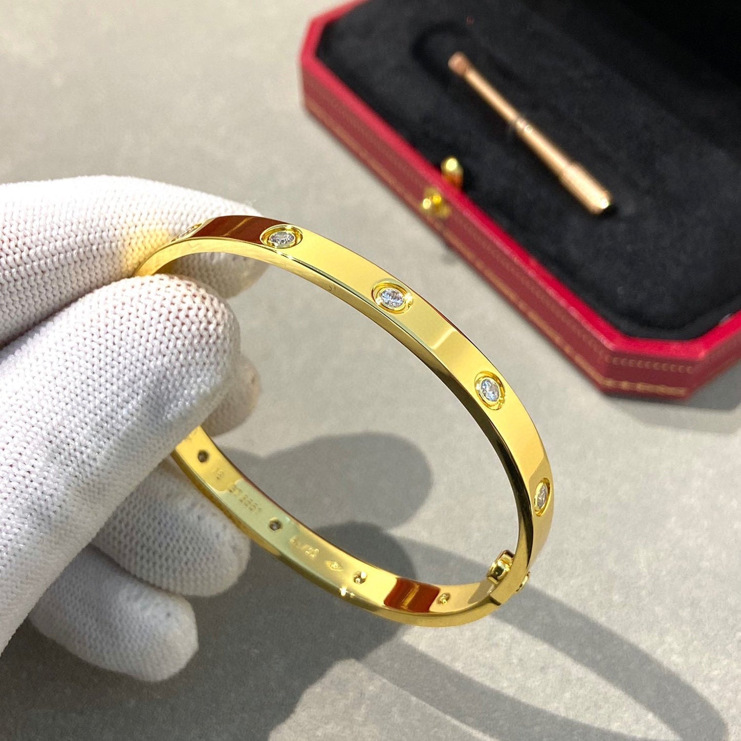 [Mystic]LOVE BRACELET 6.1MM 10 DIAMONDS