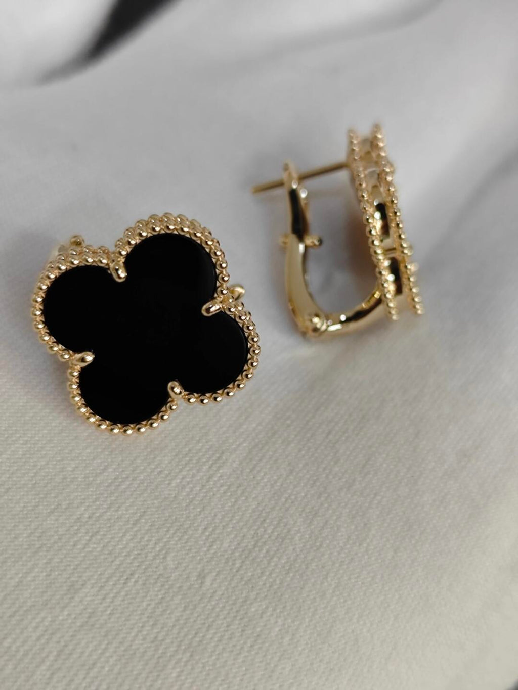 [Demi Jewelry]CLOVER 20MM BLACK MOP EARRINGS