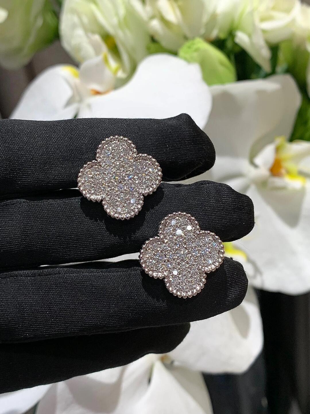 [Demi Jewelry]CLOVER 20MM MOTIFS DIAMOND STUD EARRINGS SILVER