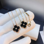 [Demi jewelry]CLOVER 15MM DIAMOND ONYX NECKLACE