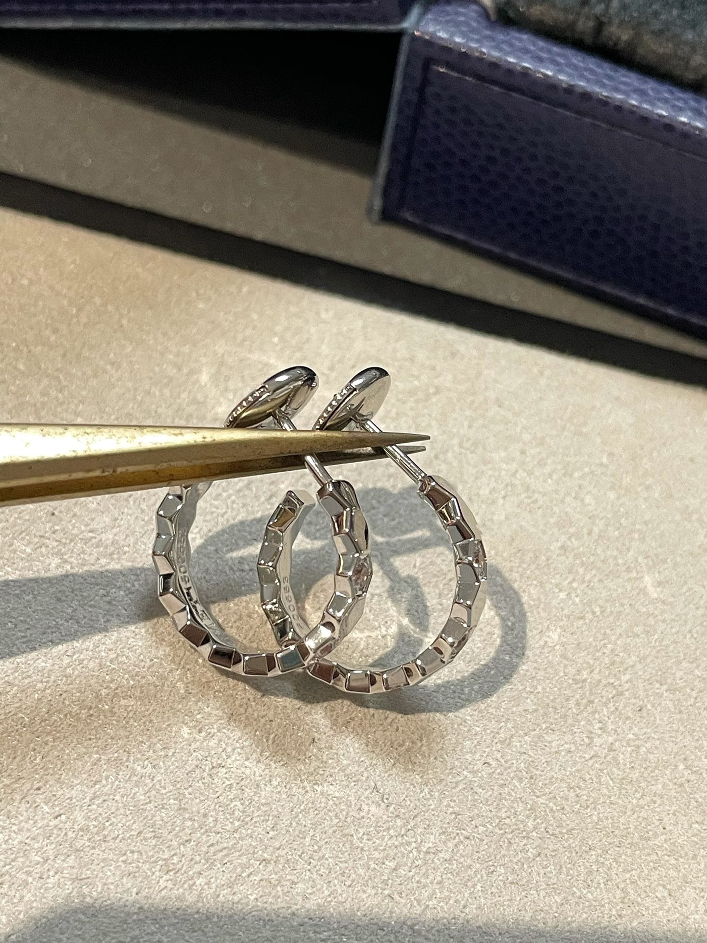 [Demi jewelry]Hollow Design Four-Leaf Clover Flower Shape Ring