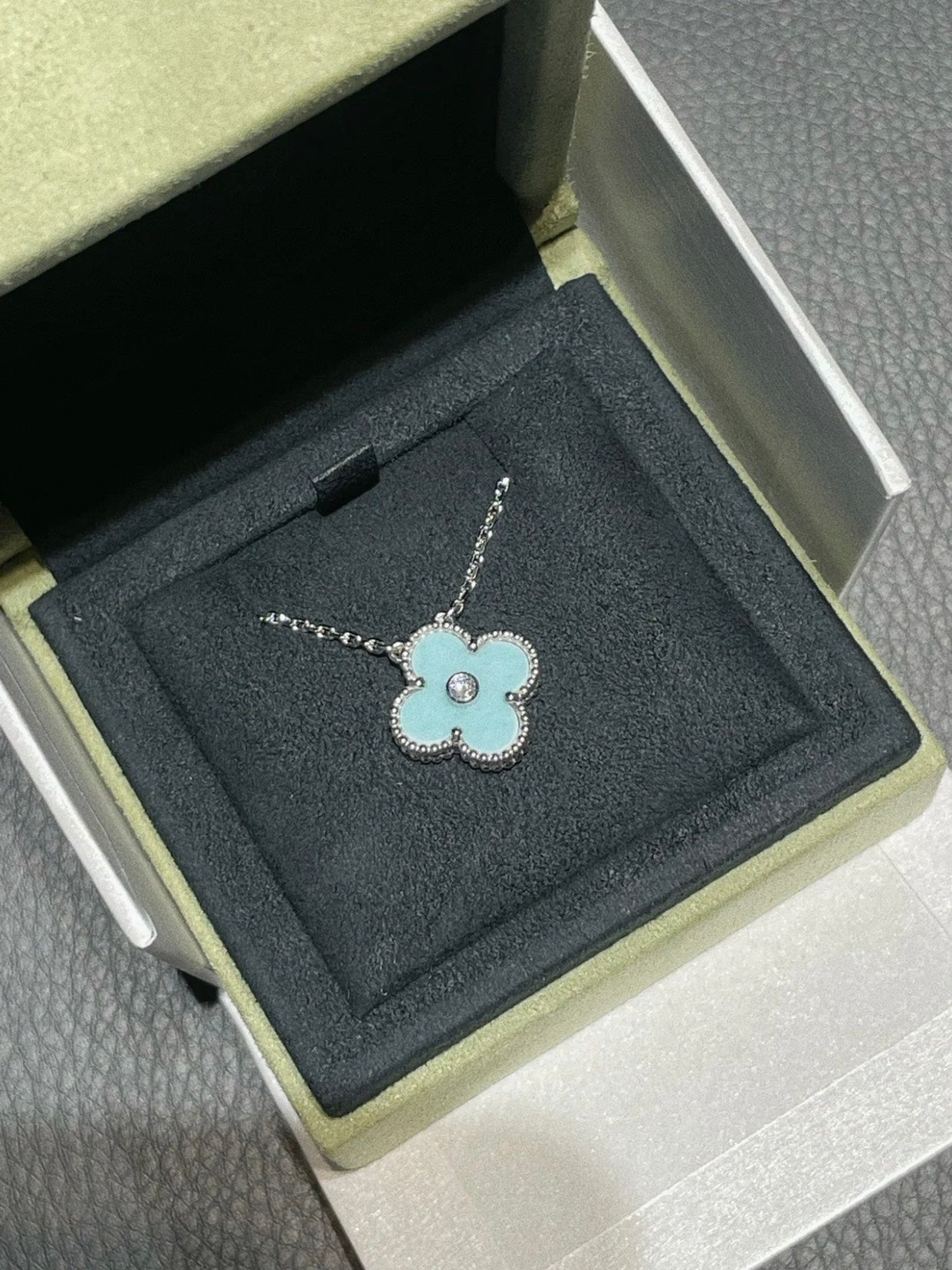 [Demi jewelry]CLOVER 1 DIAMOND LIGHT BLUE SILVER NECKLACE