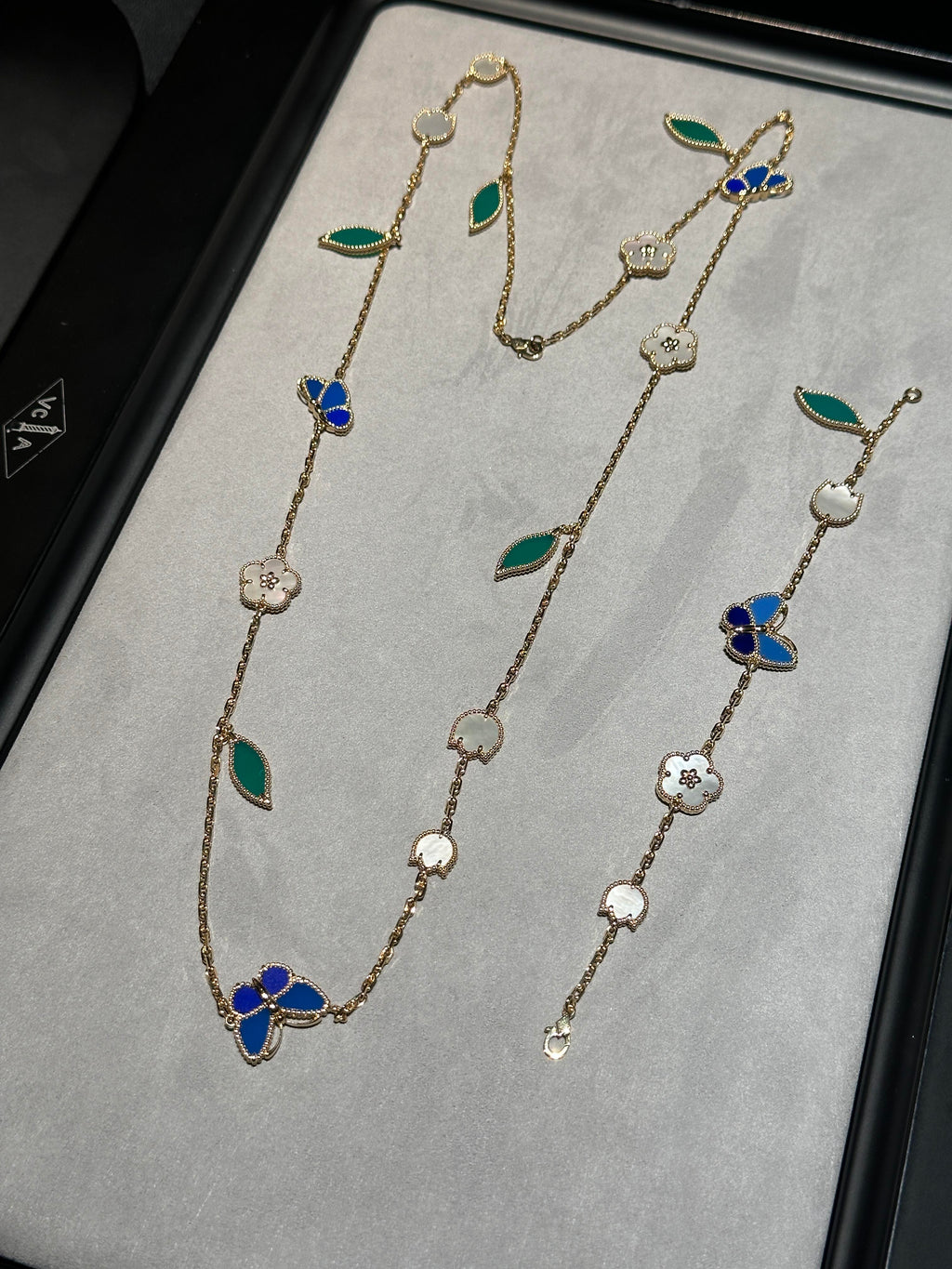 [Demi] 26 NEW CLOVER 15 MOTIFS LUCKY NECKLACE