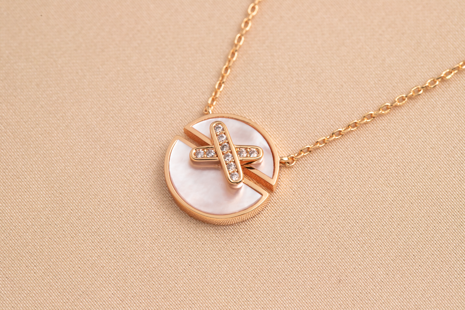 [Demi jewelry]JEUX DE PINK GOLD DIAMOND NECKLACE
