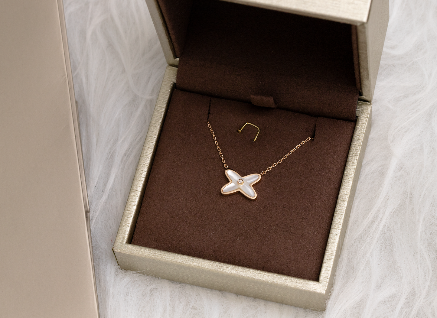 [Mystic]JEUX DE NECKLACE 1 DIAMOND