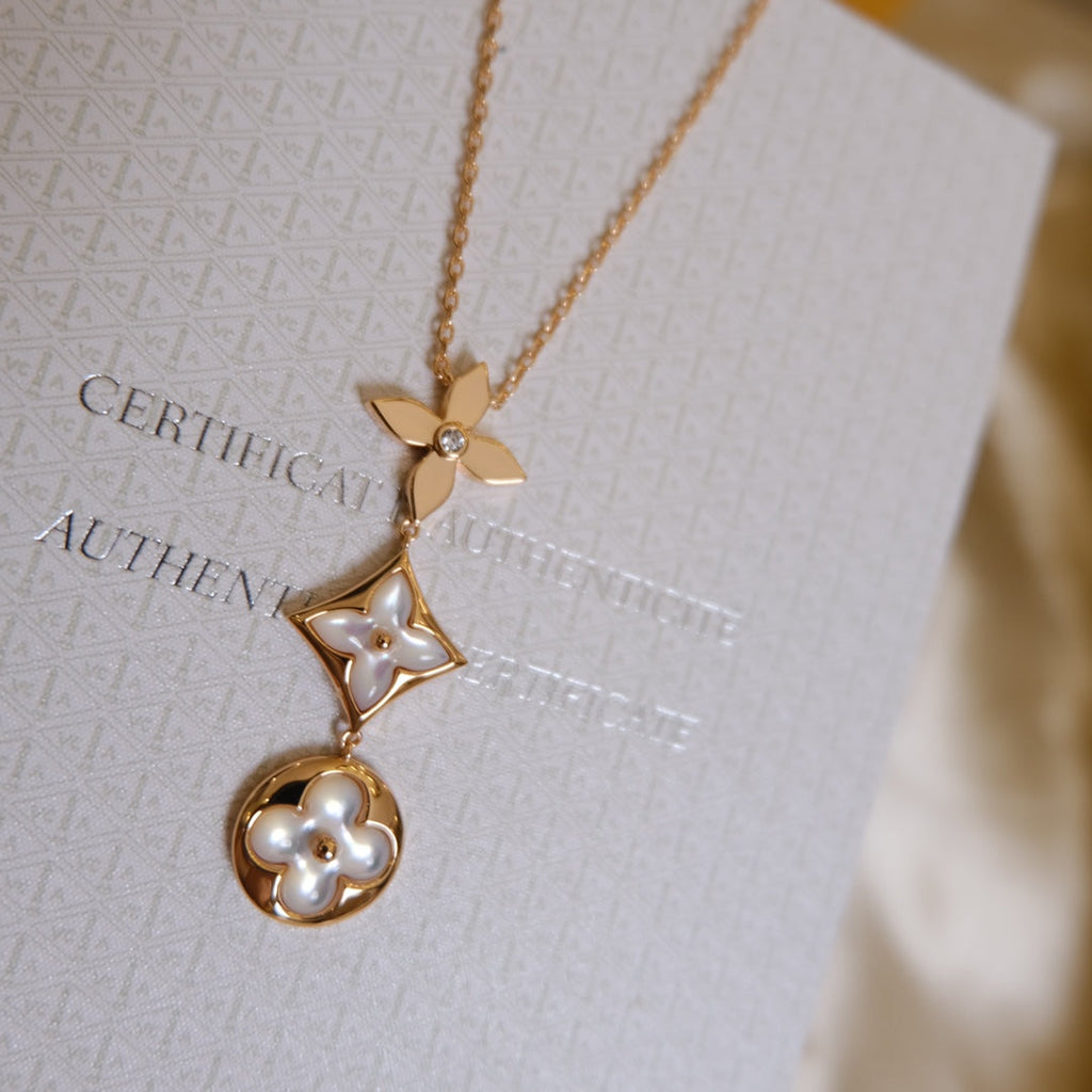 [Demi jewelry]COLOR BLOSSOM LARIAT NECKLACE PINK GOLD WHITE MOTHER PEARL AND DIAMOND