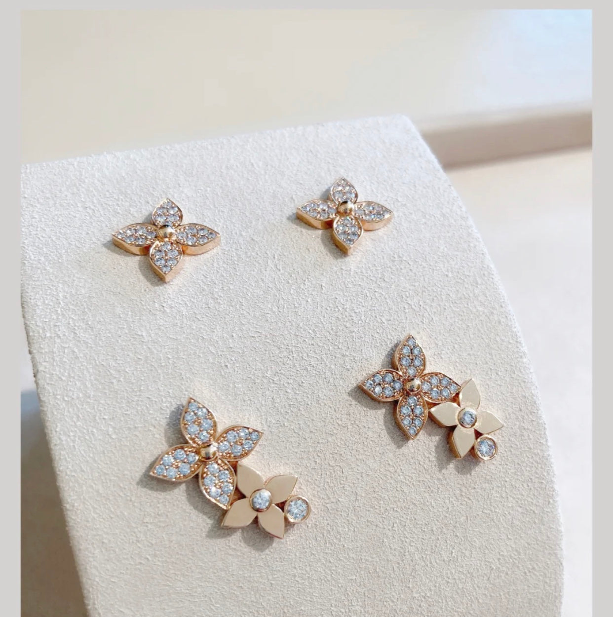 [Demi jewelry]STAR BLOSSOM STUD EARRINGS PINK GOLD DIAMONDS