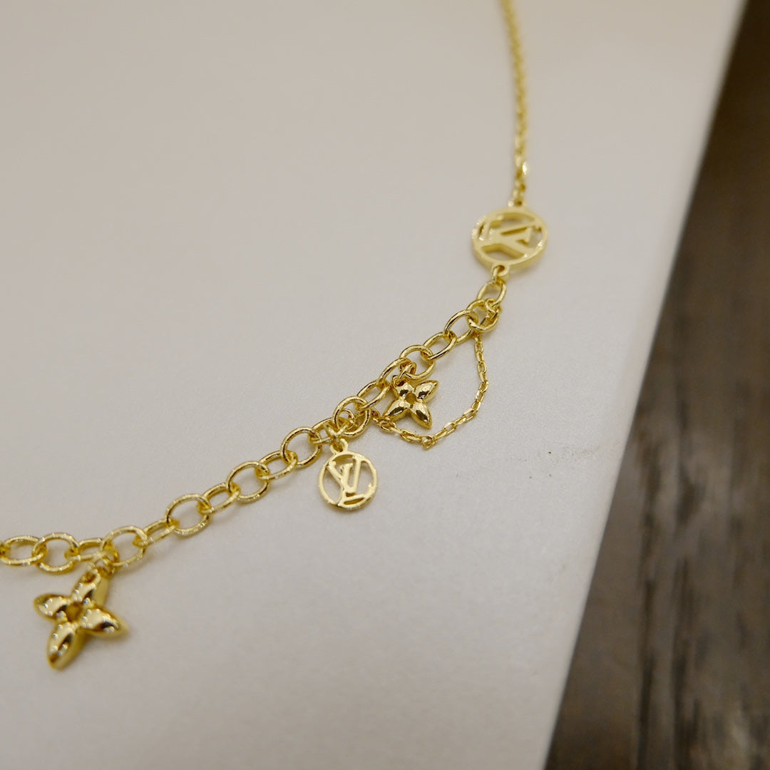 [Demi jewelry]BLOOMING SUPPLE NECKLACE BRASS