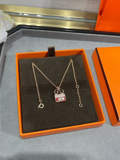 [Mystic]H CIRCE MOISSANITE PENDANT NECKLACE GOLD
