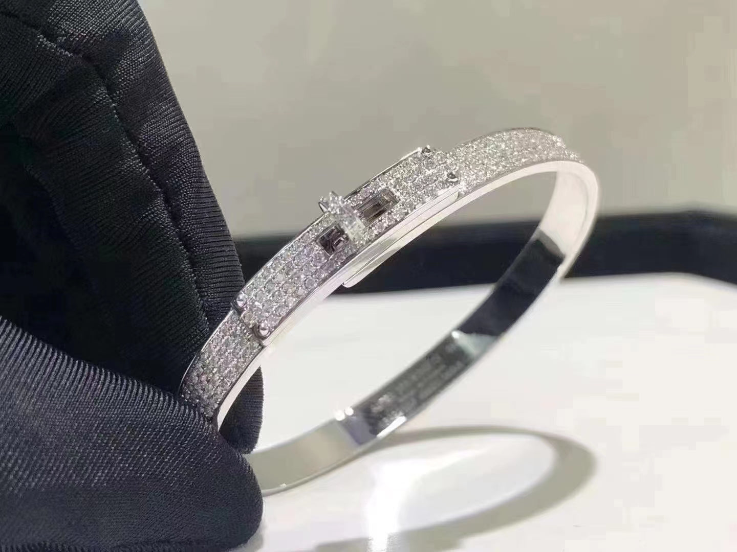 [Demi jewelry]HM KELLY BRACELET IN SILVER AND FULL PAVE DIAMOND