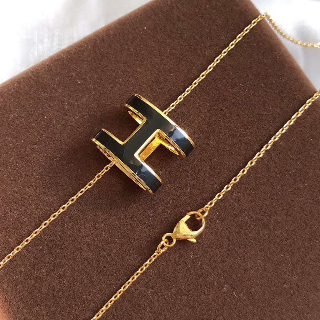 [Demi jewelry]HM CLIC BLACK ENAMEL GOLD NECKLACE