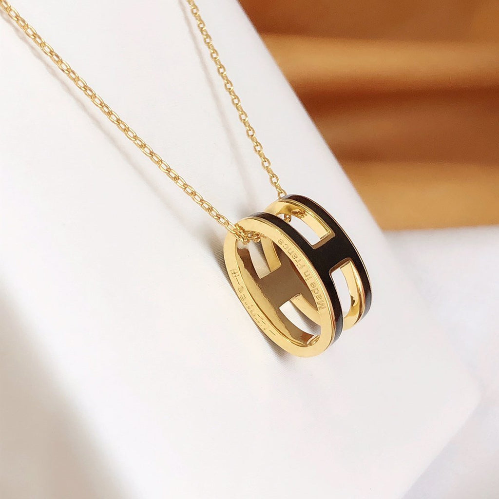[Demi jewelry]HM CLIC BLACK ENAMEL GOLD NECKLACE