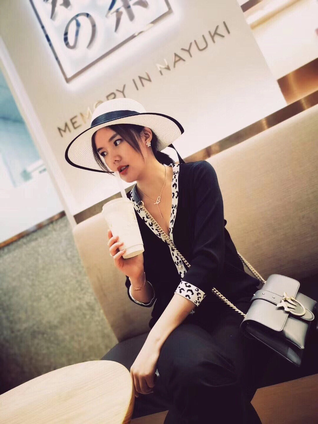 [Demi jewelry]HM FIRE PIG NOSE NECKLACE TRENDY STREET