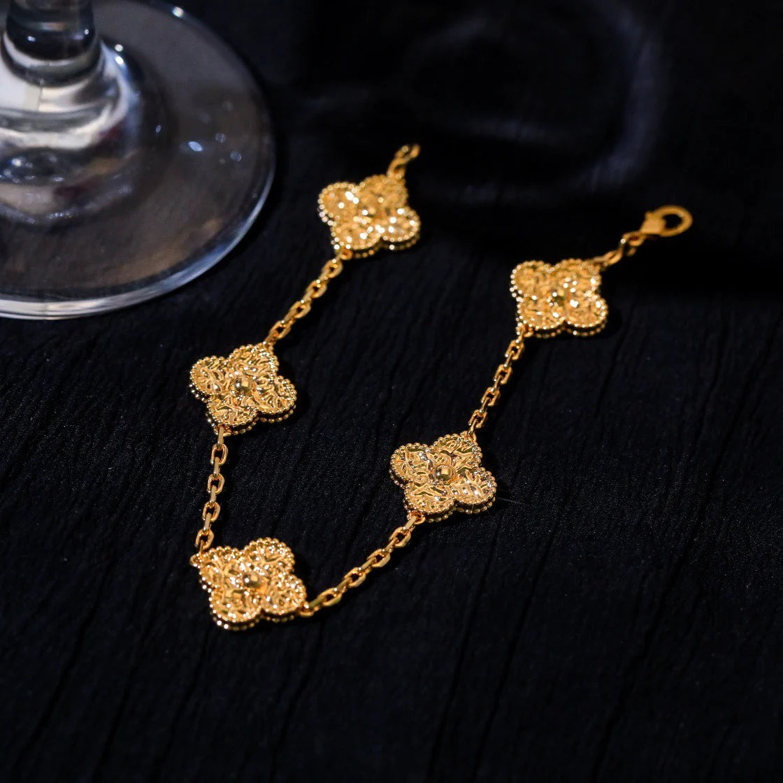 [Mystic]CLOVER 5 MOTIFS BRONZING BRACELET
