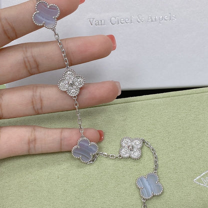 [Mystic] CLOVER 5 MOTIF PURPLE CHALCEDONY BRACELET COLLECTION