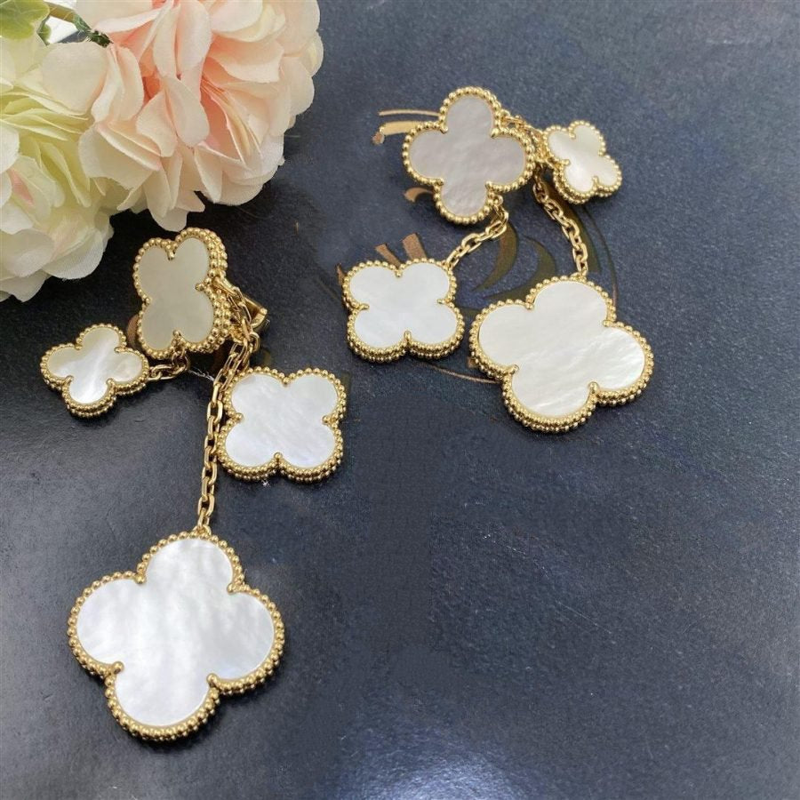 [Demi jewelry]CLOVER EARRINGS WHITE MOP 4 MOTIFS GOLD