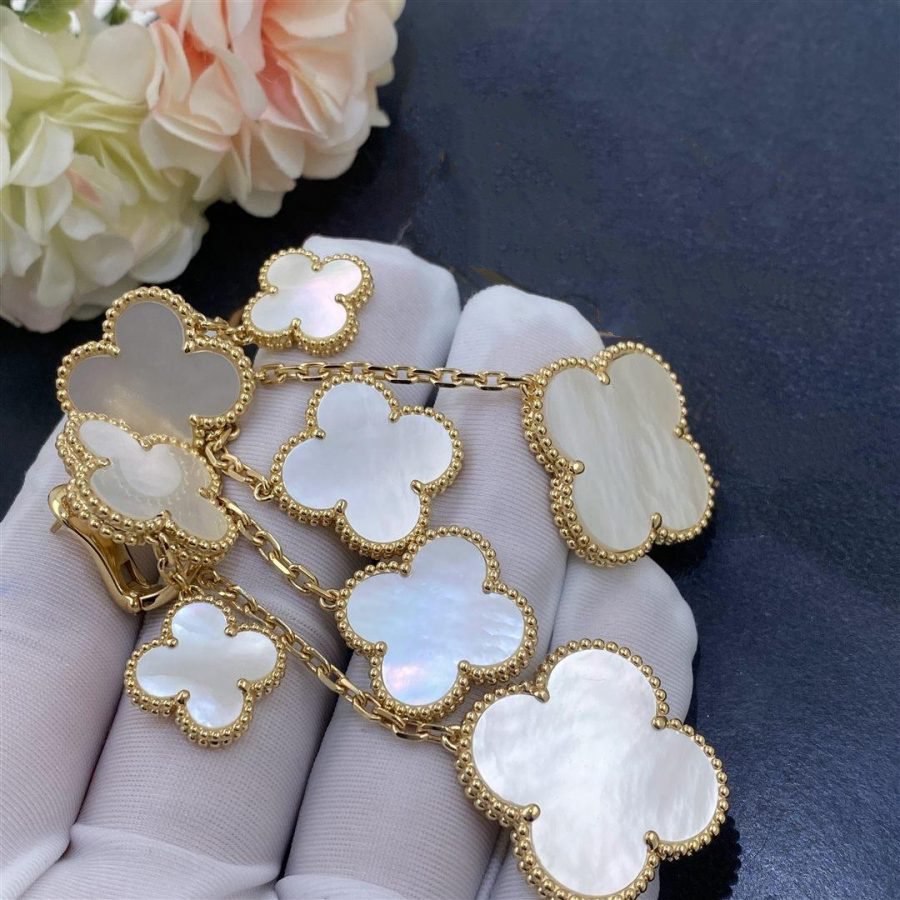 [Demi jewelry]CLOVER EARRINGS WHITE MOP 4 MOTIFS GOLD