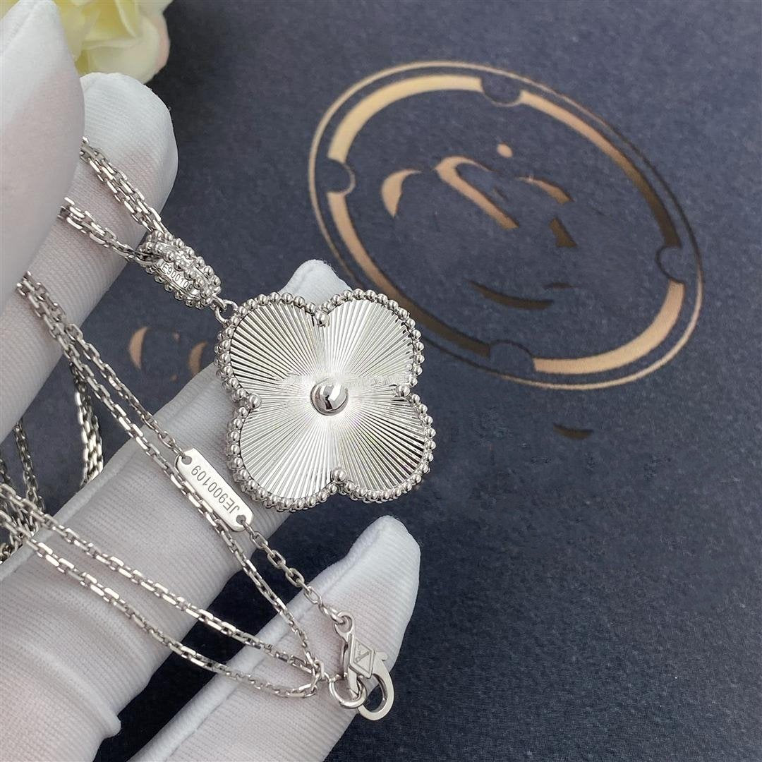 [Demi jewelry]CLOVER 25MM SILVER BIG CLOVER NECKLACE