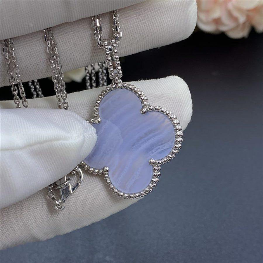 [Demi jewelry]CLOVER SILVER CHALCEDONY BIG CLOVER NECKLACE