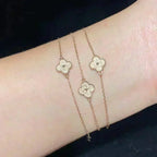 [Demi jewelry]CLOVER SINGLE FLOWER BRACELET