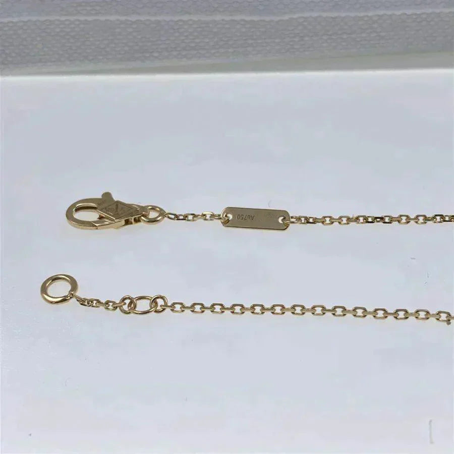 [Demi jewelry]CLOVER  CARNELIAN SINGLE FLOWER BRACELET