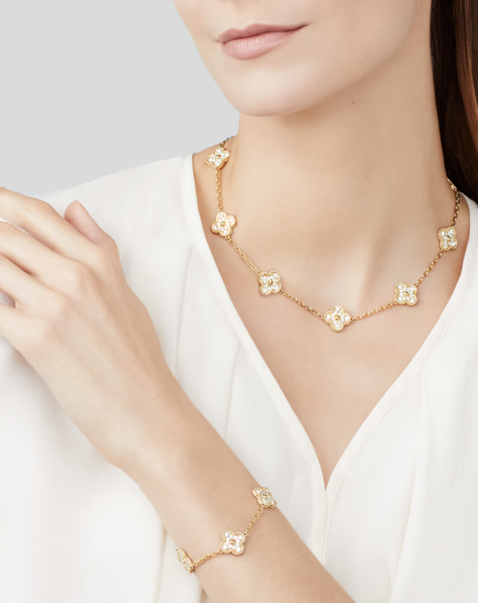 [Demi jewelry]CLOVER 10 MOTIFS FULL DIAMOND NECKLACE