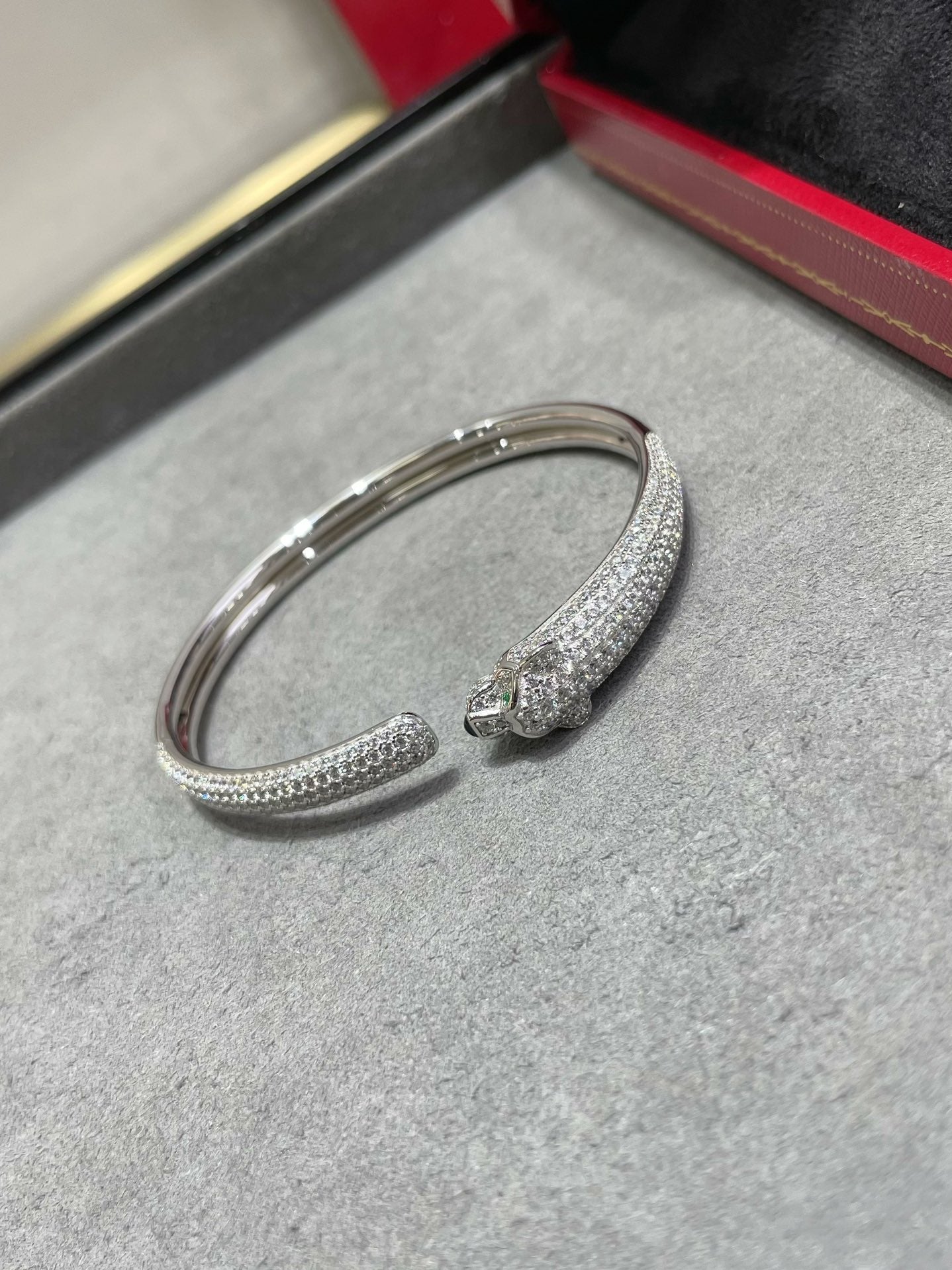 [Demi jewelry]PANTHERE FULL DIAMOND OPEN BRACELET
