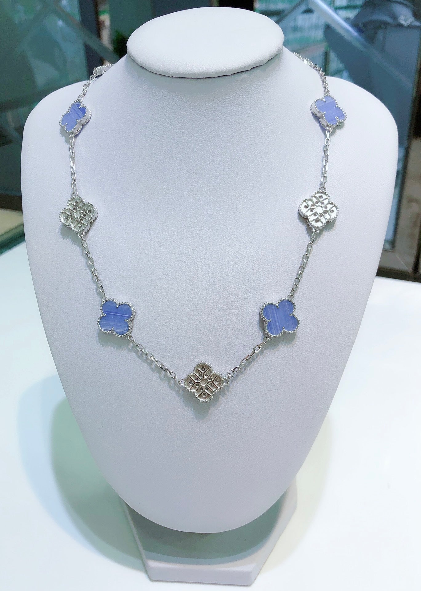 [Demi jewelry]CLOVER 10 MOTIFS CHALCEDONY DIAMONDS SILVER NECKLACE