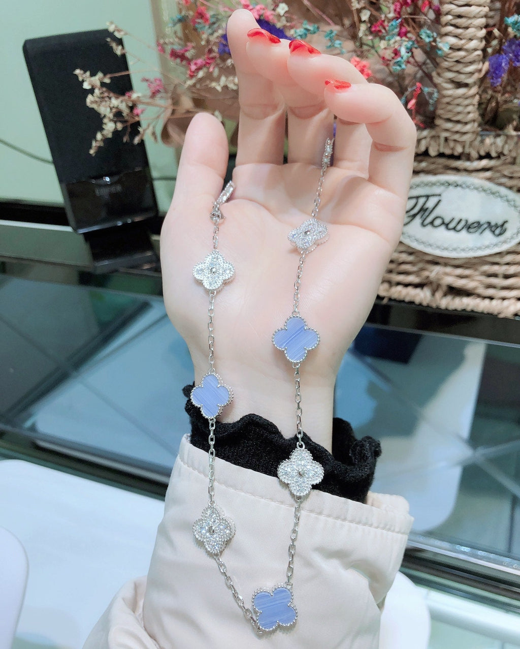 [Demi jewelry]CLOVER 10 MOTIFS CHALCEDONY DIAMONDS SILVER NECKLACE